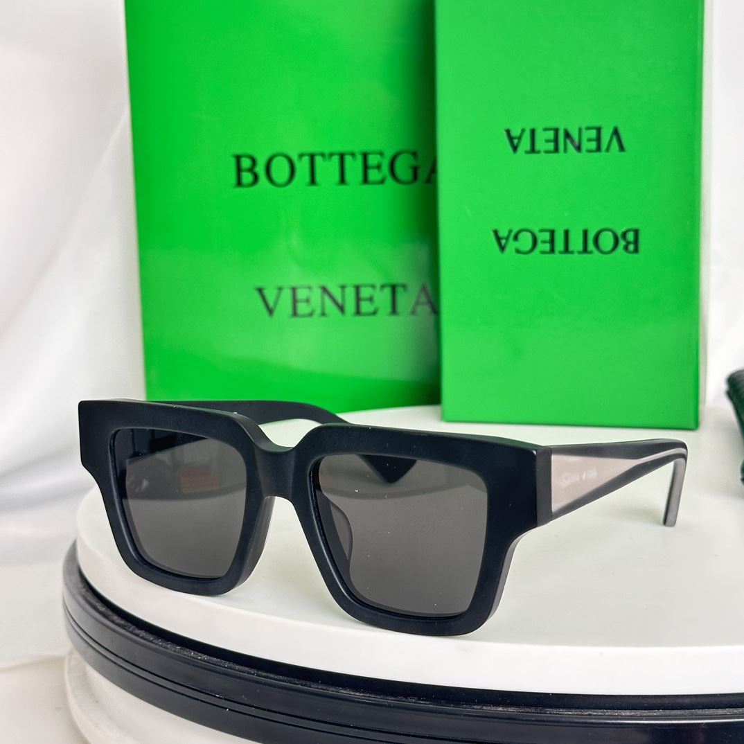 Bottega Veneta Sunglasses